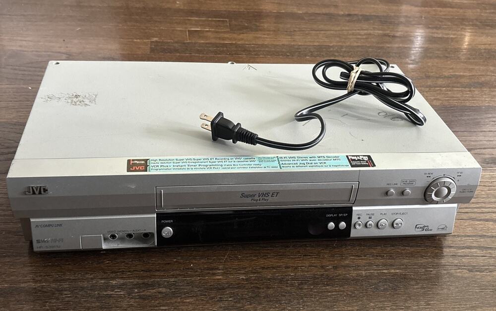 JVC Super VHS ET Player Recorder HR-S3911U SVHS Hi-Fi No Remote